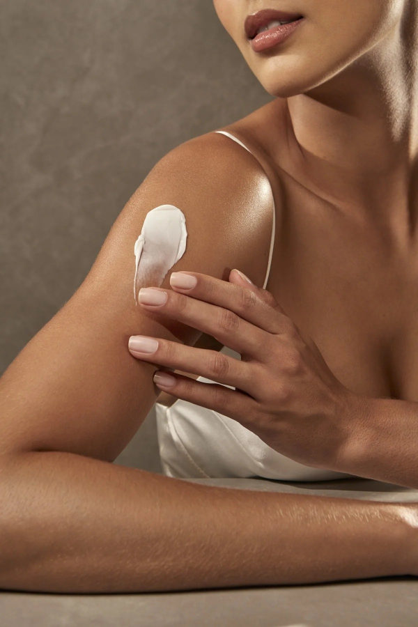 Lily Satin Body Cream